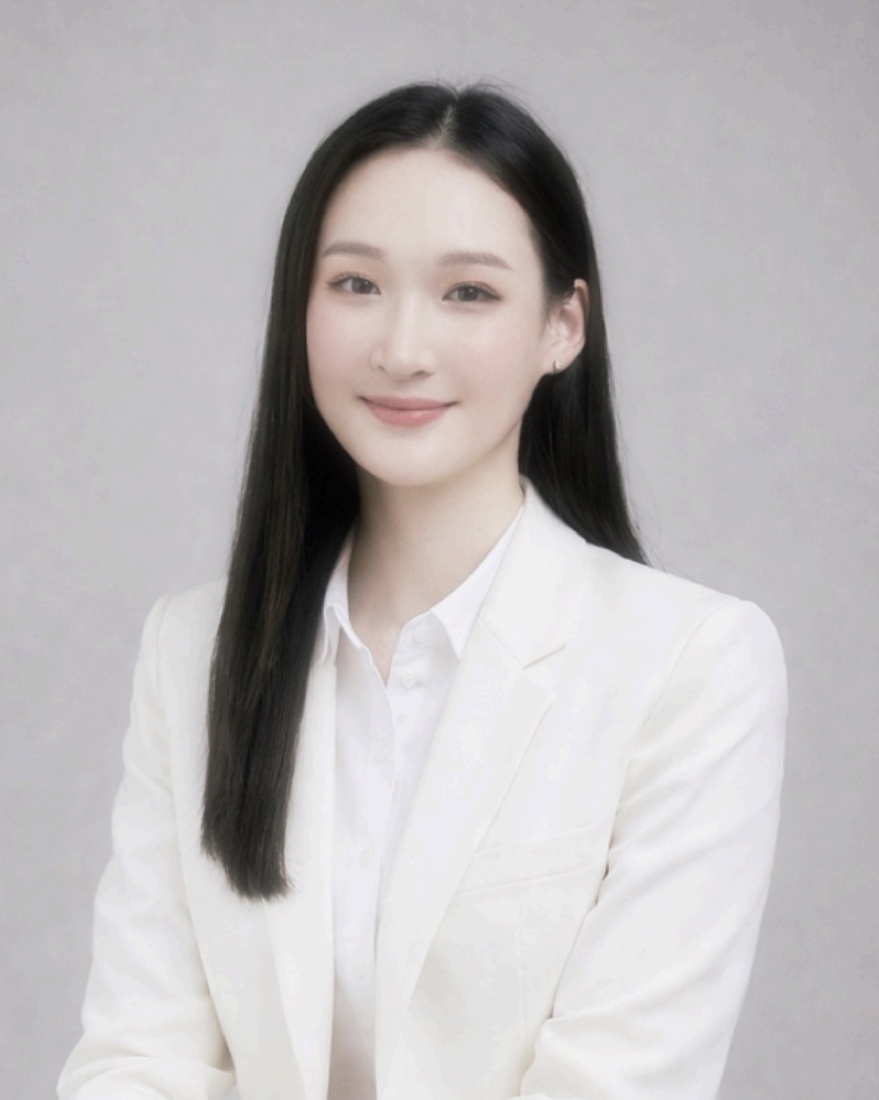 Apitsada Bunditchart, Managing Director.